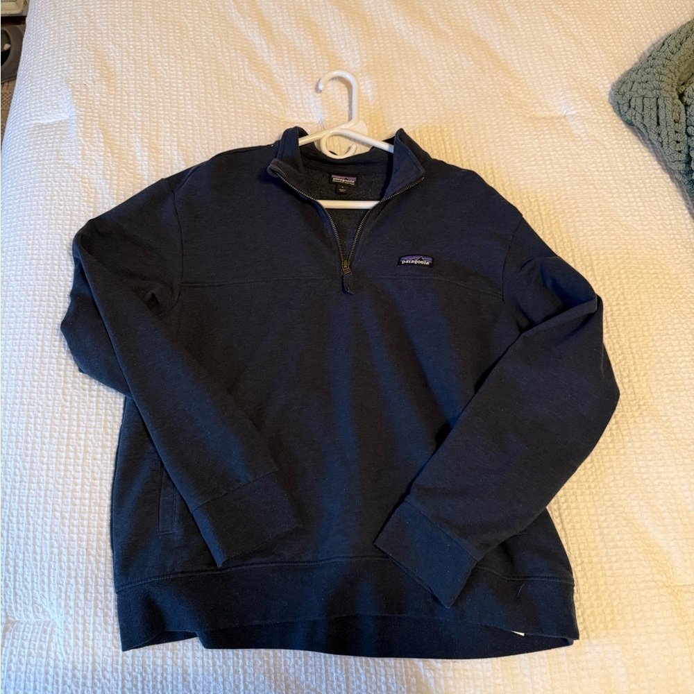 Women’s Patagonia quarter zip